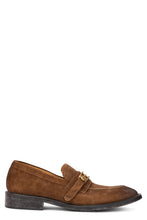 Load image into Gallery viewer, Loafers with gold buckle
