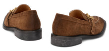 Load image into Gallery viewer, Loafers with gold buckle
