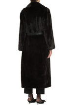 Load image into Gallery viewer, Comore faux fur coat
