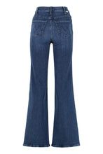 Load image into Gallery viewer, The Hustler Roller Sneak jeans

