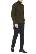 Load image into Gallery viewer, Virgin-wool turtleneck sweater

