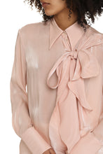 Load image into Gallery viewer, Crepe blouse with bow
