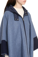 Load image into Gallery viewer, Wool cape
