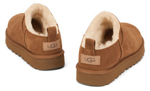 Load image into Gallery viewer, Classic Micro slippers in suede
