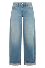 Load image into Gallery viewer, Wide leg jeans in denim
