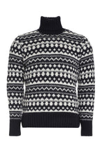 Load image into Gallery viewer, Wool blend turtleneck sweater

