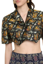 Load image into Gallery viewer, Cropped shirt
