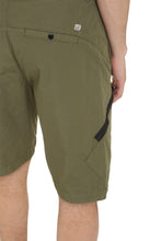 Load image into Gallery viewer, Cotton cargo bermuda shorts
