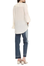 Load image into Gallery viewer, Ruffled silk blouse
