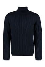 Load image into Gallery viewer, Wool blend turtleneck sweater
