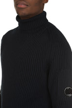 Load image into Gallery viewer, Wool blend turtleneck sweater
