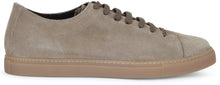 Load image into Gallery viewer, Sneakers in suede
