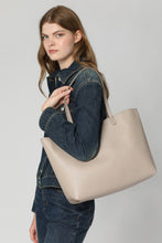 Load image into Gallery viewer, Mcgraw leather tote
