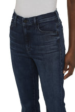 Load image into Gallery viewer, The Weekender Fray jeans

