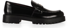 Load image into Gallery viewer, Leather loafers
