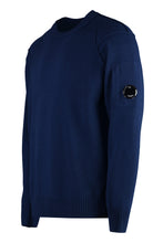 Load image into Gallery viewer, Crew-neck wool sweater
