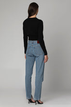 Load image into Gallery viewer, Cropped-length knitted cardigan
