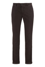 Load image into Gallery viewer, Trousers in cotton
