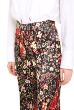 Load image into Gallery viewer, Printed satin trousers
