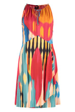 Load image into Gallery viewer, Printed crepe dress
