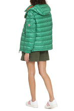 Load image into Gallery viewer, Dalles hooded full-zip down jacket
