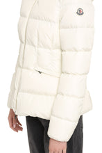 Load image into Gallery viewer, Avoce short down jacket
