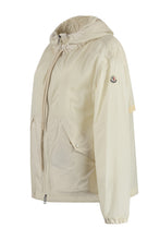 Load image into Gallery viewer, Roselend nylon jacket
