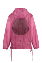 Load image into Gallery viewer, Pointu nylon jacket

