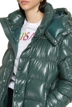 Load image into Gallery viewer, MONCLER MAYA 70 JACKET - Hooded short down jacket
