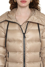 Load image into Gallery viewer, Suyen hooded down jacket
