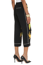 Load image into Gallery viewer, Printed silk pants
