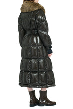 Load image into Gallery viewer, Chamoille belted long down jacket
