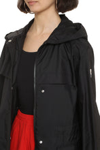 Load image into Gallery viewer, Hiengu techno fabric raincoat
