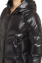 Load image into Gallery viewer, Channon Long down jacket
