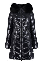 Load image into Gallery viewer, Fulmarre hooded down jacket
