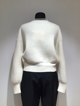 Load image into Gallery viewer, Wool cardigan
