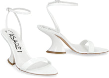 Load image into Gallery viewer, Tiffany patent leather sandals
