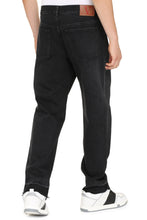 Load image into Gallery viewer, Straight leg jeans
