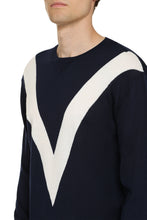 Load image into Gallery viewer, Crew-neck wool sweater
