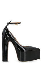 Load image into Gallery viewer, Valentino Garavani - Tan-Go patent leather pointy-toe pumps
