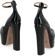 Load image into Gallery viewer, Valentino Garavani - Tan-Go patent leather pointy-toe pumps
