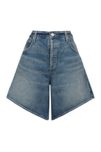 Load image into Gallery viewer, Gaucho denim bermuda shorts
