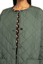 Load image into Gallery viewer, Sandler quilted coat
