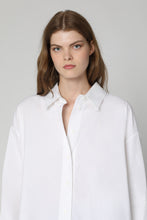 Load image into Gallery viewer, Diana oversize shirt

