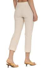Load image into Gallery viewer, Pina cropped trousers
