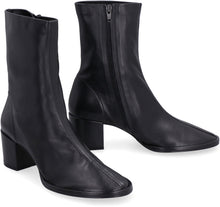 Load image into Gallery viewer, Josie leather ankle boots
