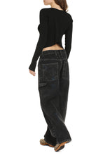 Load image into Gallery viewer, Pralu logo print long sleeve top
