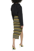 Load image into Gallery viewer, Machou cropped shirt
