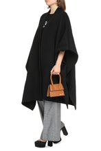 Load image into Gallery viewer, Wool cape
