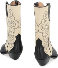 Load image into Gallery viewer, Duerto Suede ankle boots
